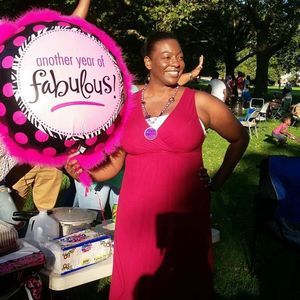 Meet your Posher, Evette